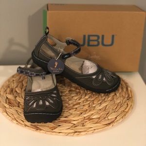 Jambu Wildflower Encore Sandals sz 8 women’s